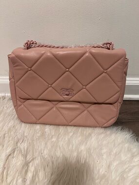 Gilda Paris Quilted Pink Chain Shoulder Bag with chain straps